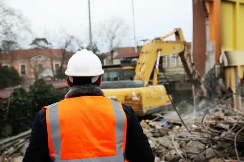 Benefits of Professional Demolition and Baseboard Work