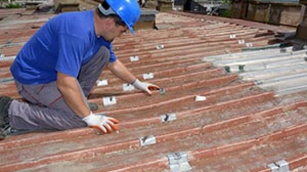 When Is It Time to Consider a Flat Roof Replacement?