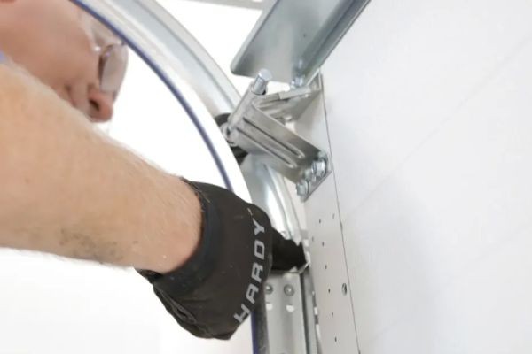 What Are The Most Common Garage Door Problems Homeowners Face?