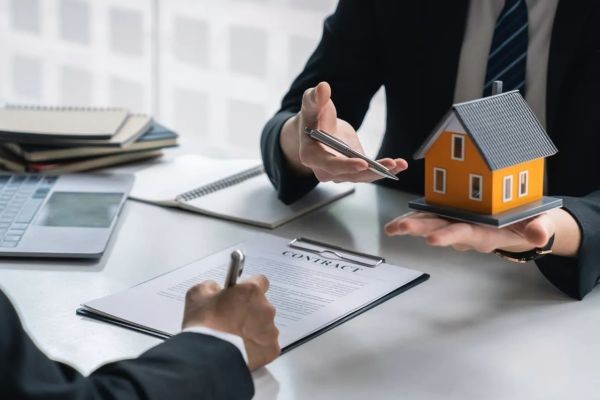 Homes for Sale in Glendale AZ Questions to Ask Before You Make an Offer