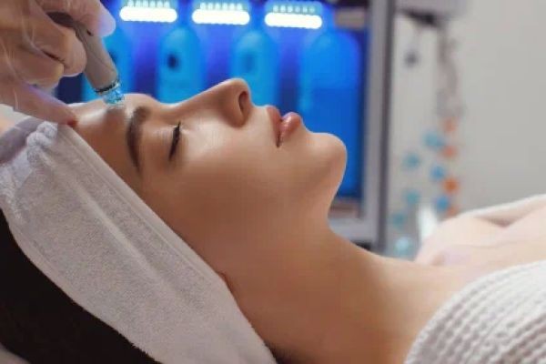 What Makes HydraFacial a Popular Choice for Professional Skin Care?