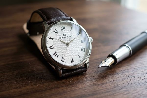 Why Is a Lucien Piccard Watch Considered Affordable